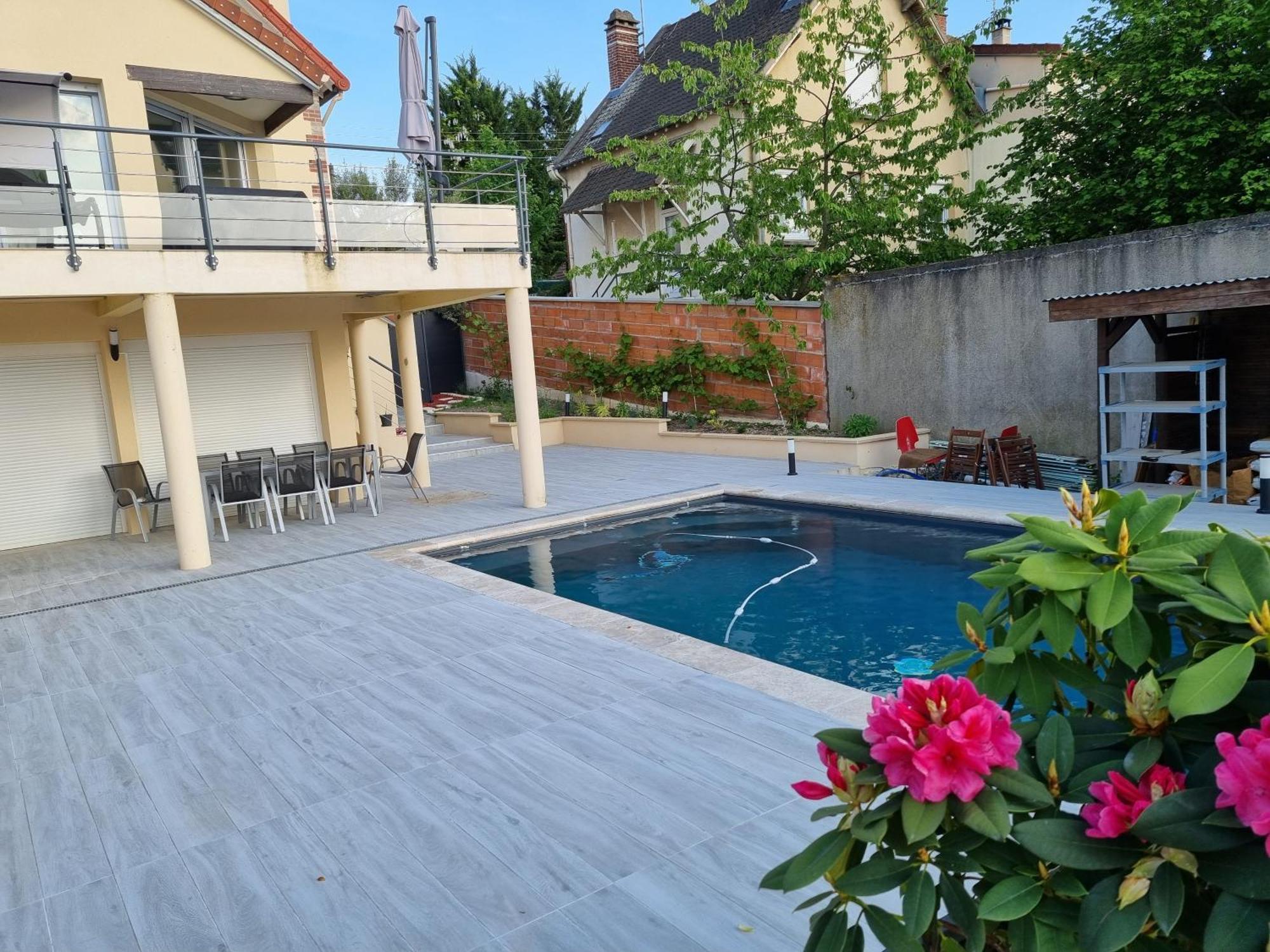 Ravissant Studio Avec Parking Prive Et Jardin Apartment Rueil-Malmaison Luaran gambar